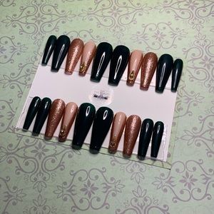 👑REGAL👑 ONE SIZE FITS ALL